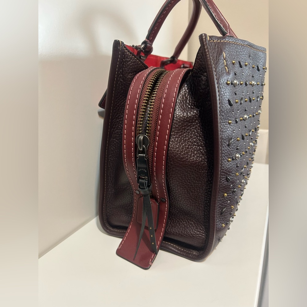 EUC COACH ROGUE 30 WITH PRAIRIE RIVETS OXBLOOD/RED - Picture 3 of 16